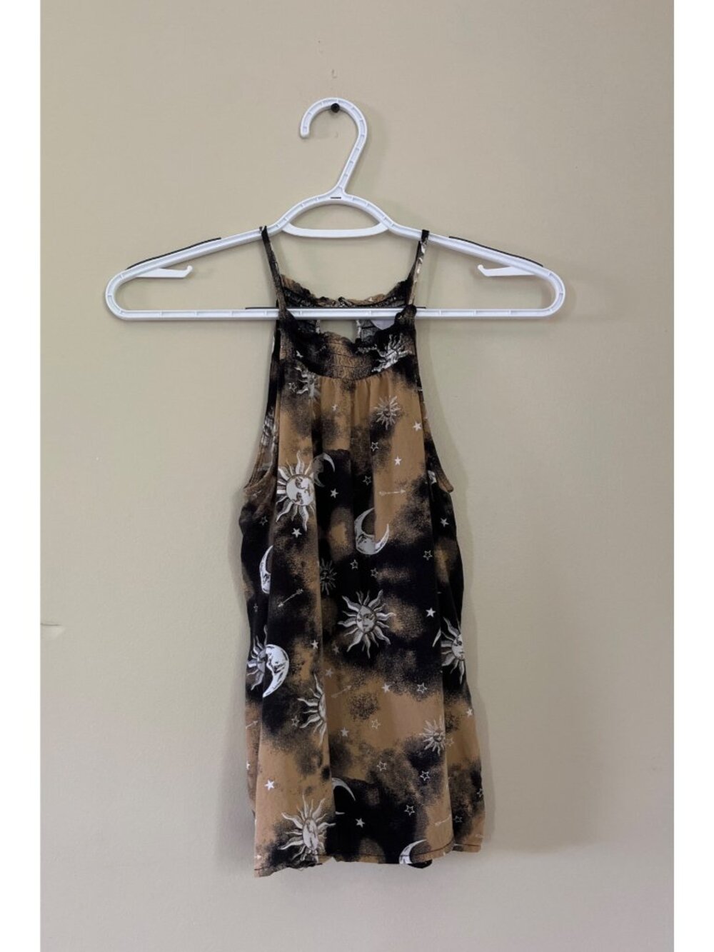 No Boundaries Juniors Small 3-5 Brown Halter Top Sun Moon Star Astrology Print